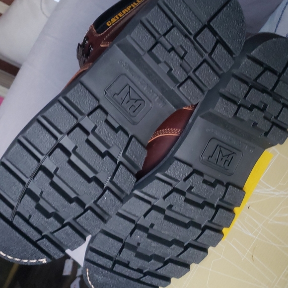 CATERPILLAR Men brown work boots size 13 - Picture 4 of 11